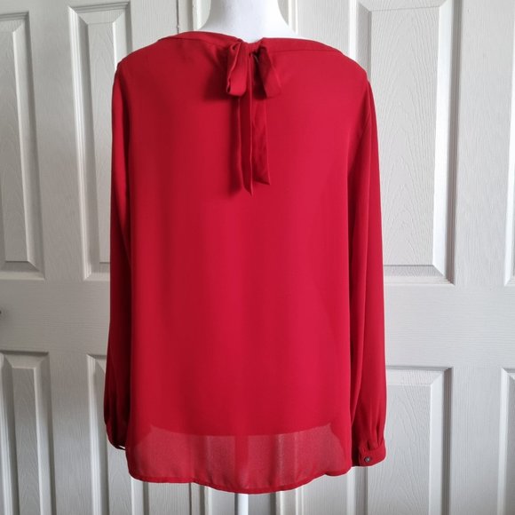 LOFT Ann Taylor Red Back Tie Blouse Size M Petite - Picture 3 of 6